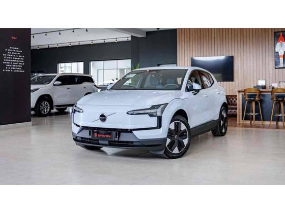 VOLVO EX30 51 KW ELÉTRICO CORE